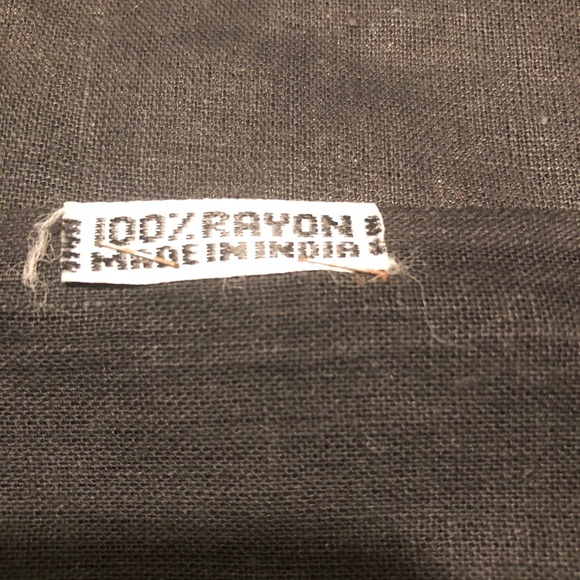 Vintage Hand Embroidered Zari Cushion Cover ♥️ - Picture 8 of 10